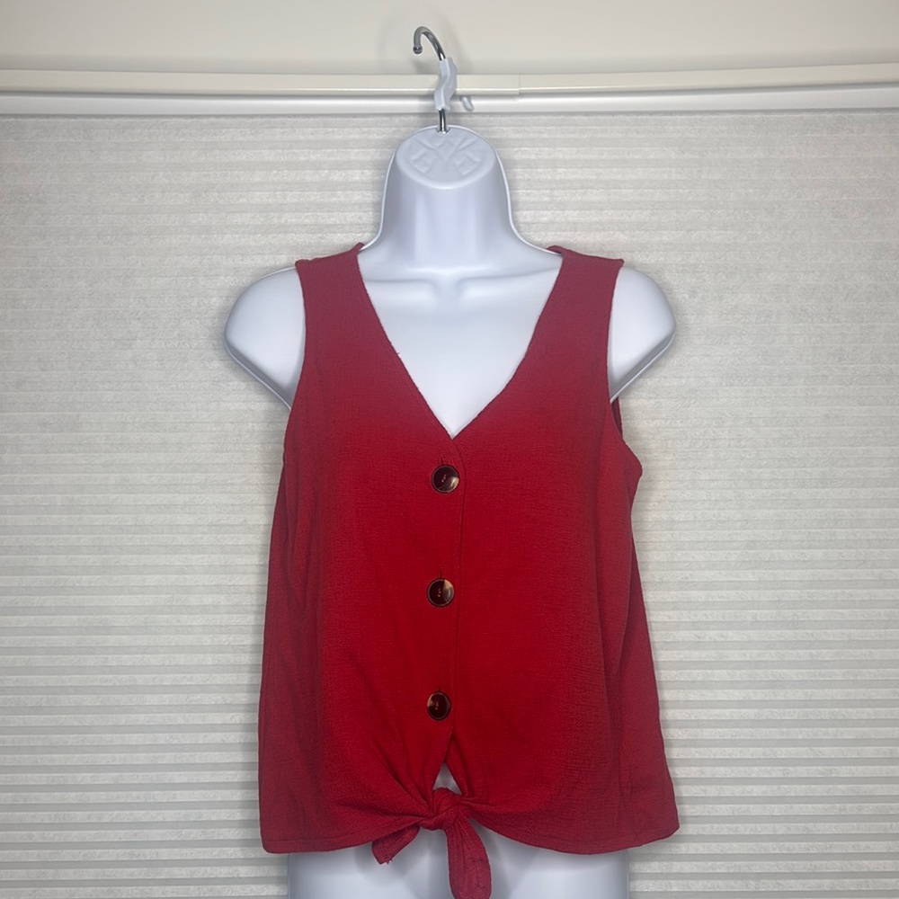 Old Navy Red Sleeveless Buttoned Tie Front Tank Top